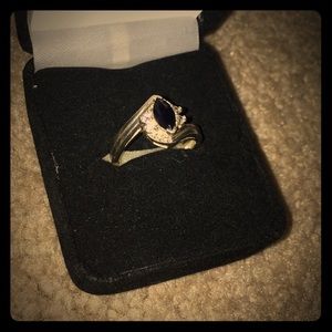 Avon sterling silver black sapphire ring